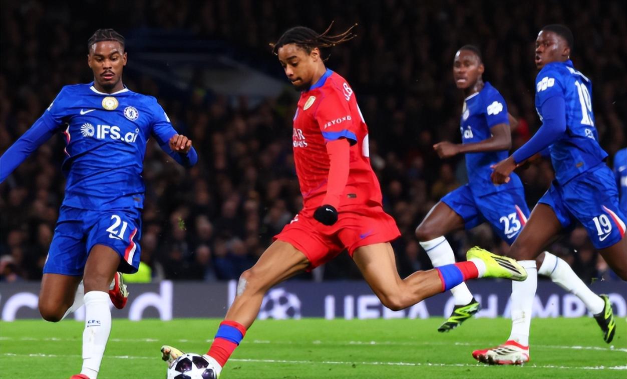 曼城今夏或豪砸1亿英镑签法国天才边锋，瓜帅钦点，谨防枪手来抢