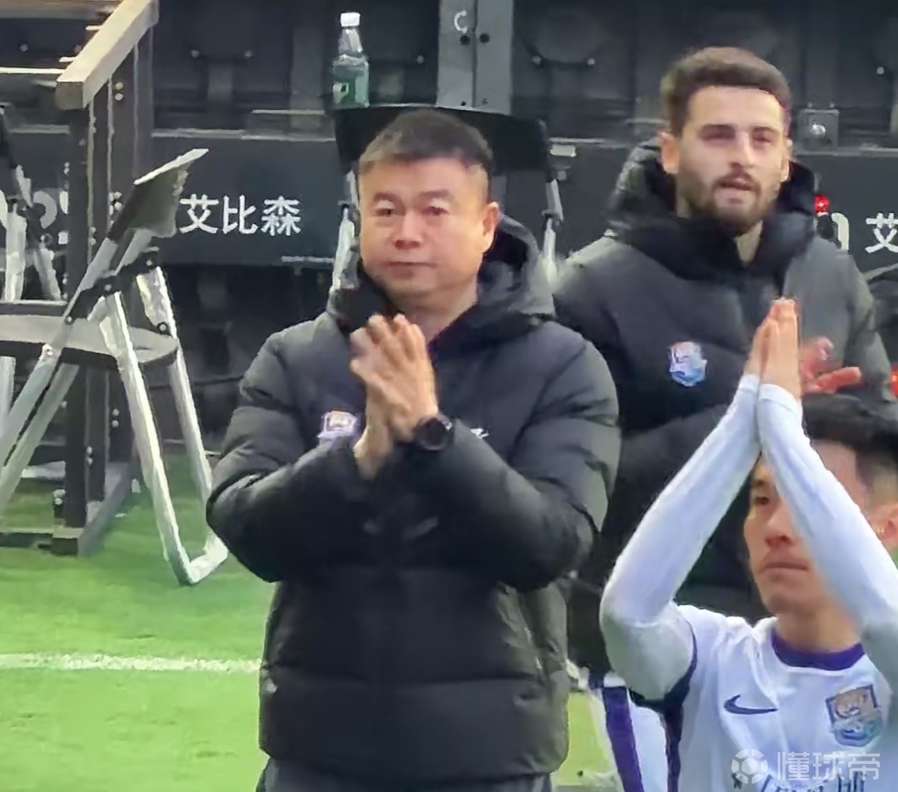 于根伟：王秋明在球队最难时放弃了很多，不应该拿放大镜看他