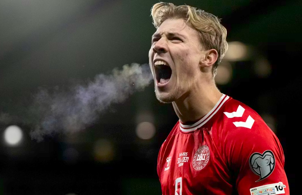 霍伊伦：在那不勒斯找回了踢球乐趣；没什么比参加世界杯更重要