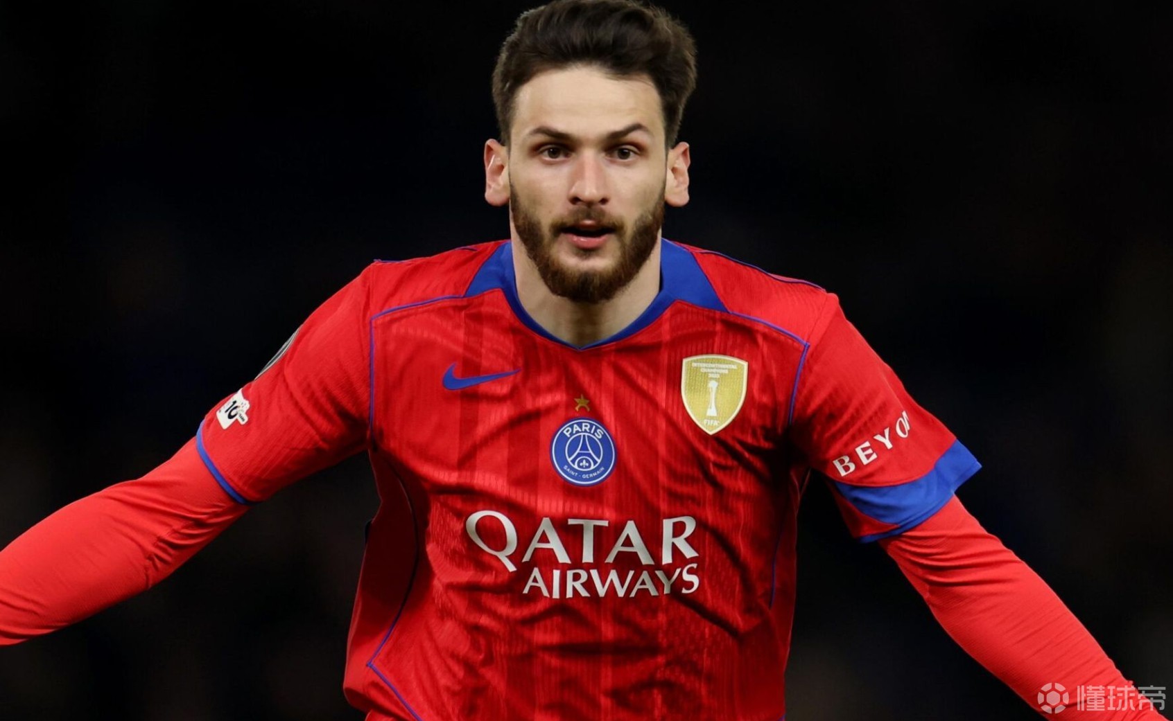 天空体育：阿森纳有意KK7和戈登，也在关注托纳利&安德森