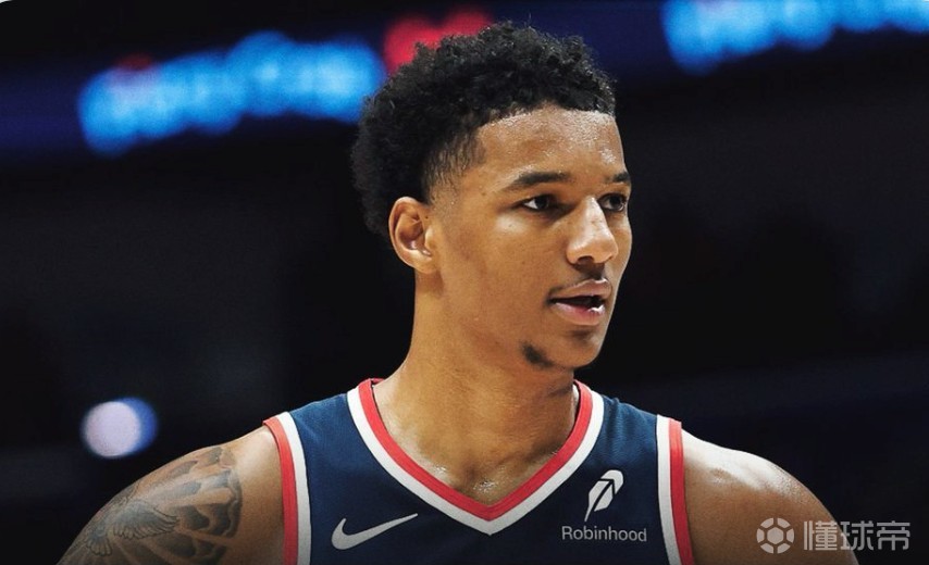 奇才落选秀里斯26分17板创NBA纪录，生涯前6场60板比肩奥尼尔