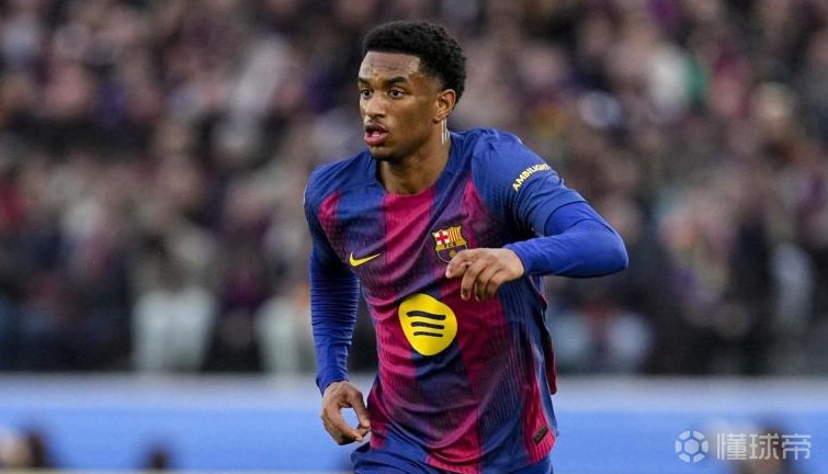 世体：曼城、曼联和维拉都询问了巴尔德，但球员不打算转会