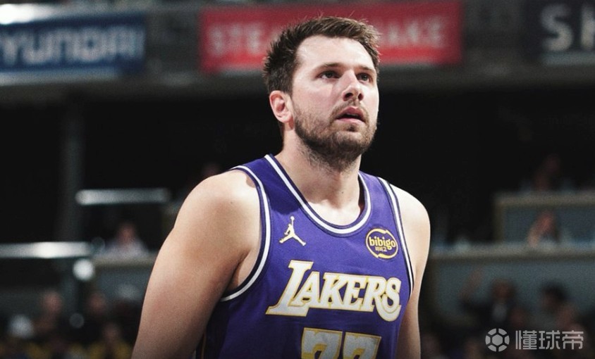 东契奇连续11场得分30+比肩科比、奥尼尔，湖人队史第五人